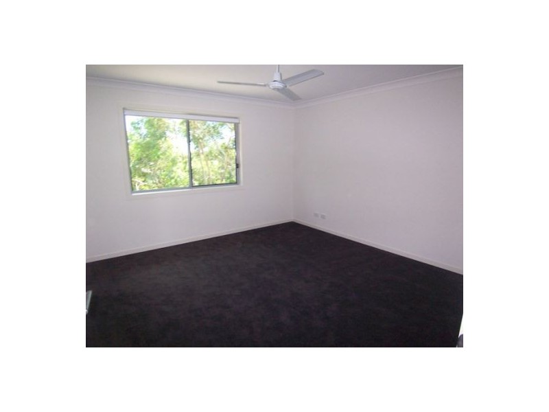 5/16-18 Geoff Wolter Drive West, Molendinar QLD 4214