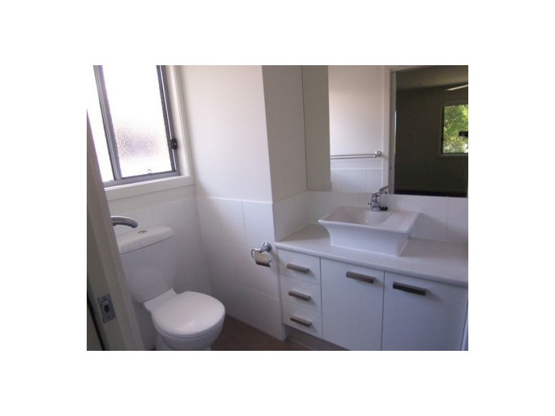 5/16-18 Geoff Wolter Drive West, Molendinar QLD 4214