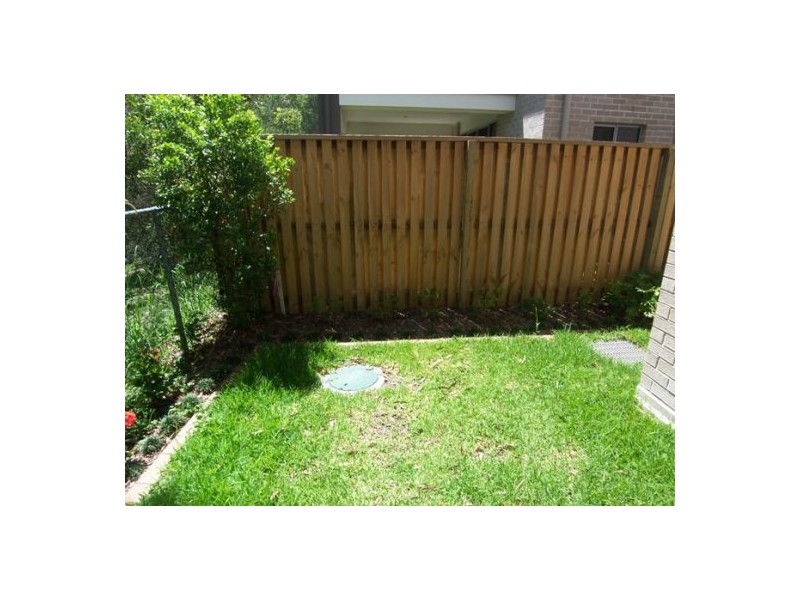 5/16-18 Geoff Wolter Drive West, Molendinar QLD 4214