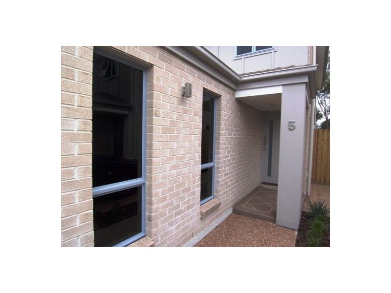 5/16-18 Geoff Wolter Drive West, Molendinar QLD 4214