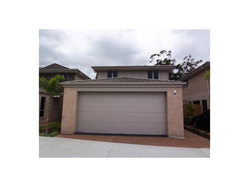 5/16-18 Geoff Wolter Drive West, Molendinar QLD 4214