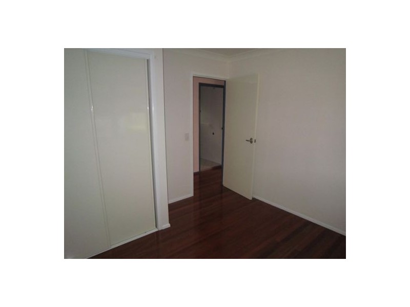 1/14  Ewan Street, Southport QLD 4215