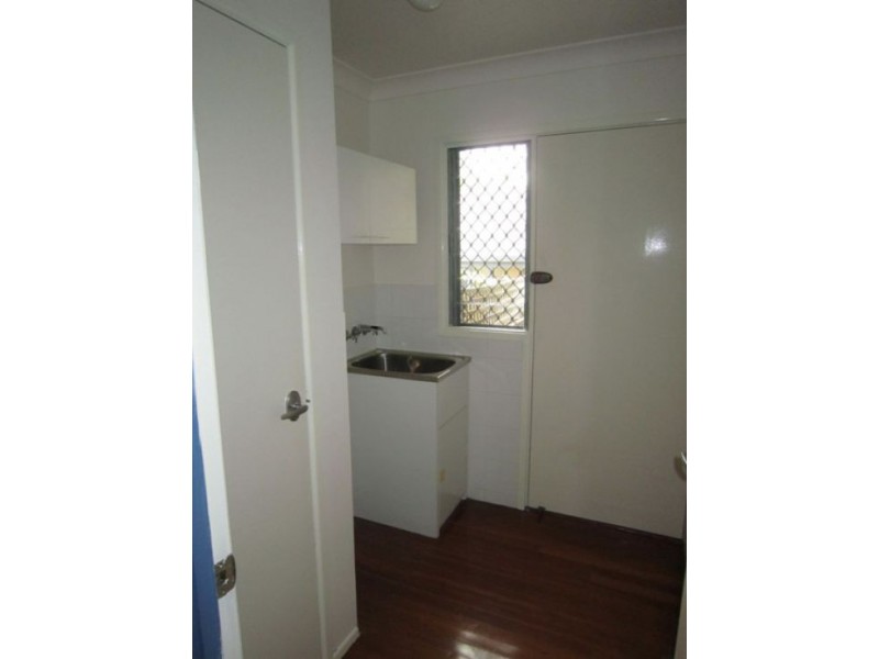 1/14  Ewan Street, Southport QLD 4215