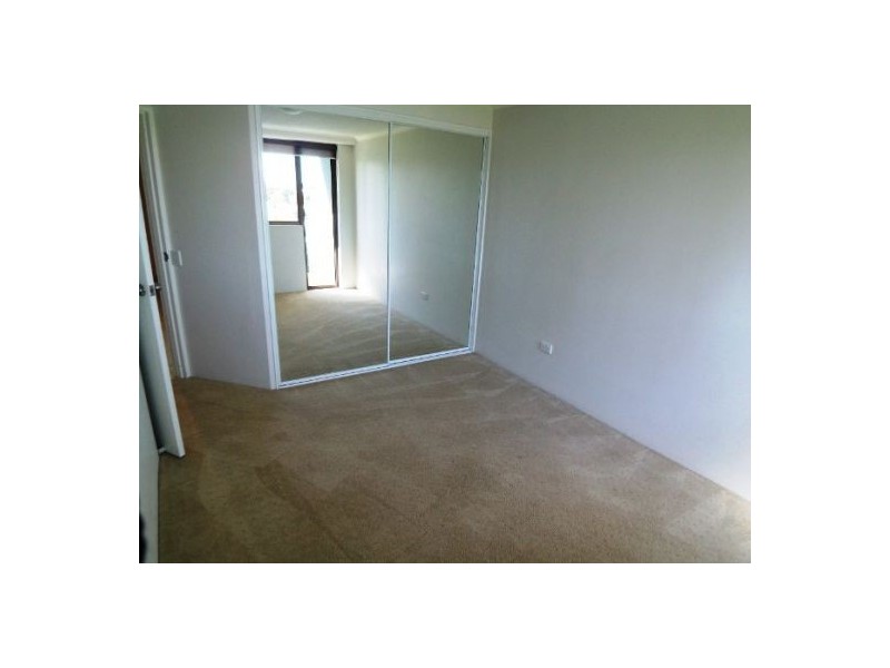 6c/10 Marine Parade, Southport QLD 4215