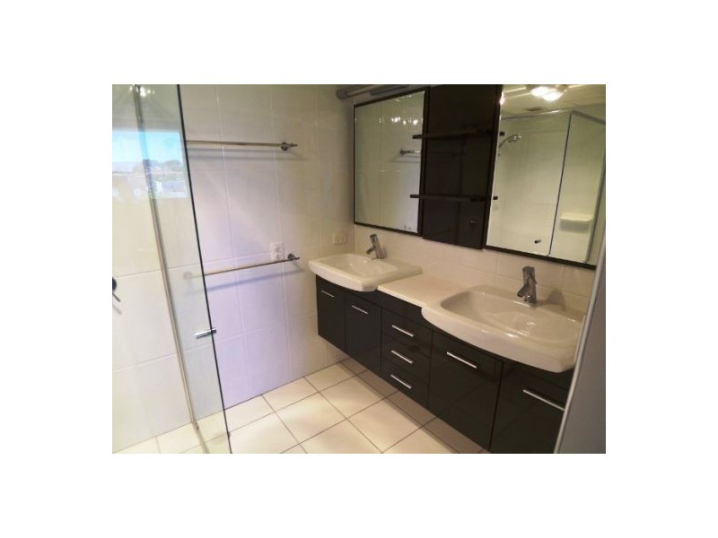 6c/10 Marine Parade, Southport QLD 4215