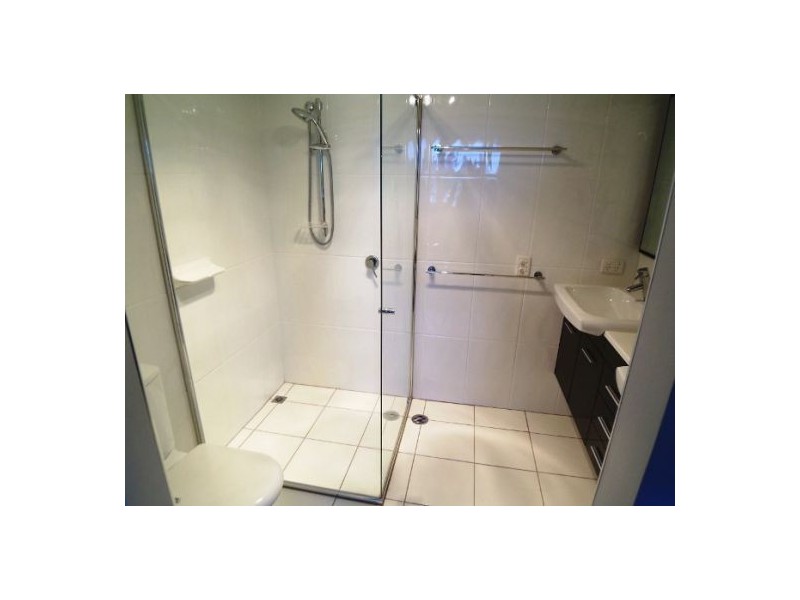 6c/10 Marine Parade, Southport QLD 4215