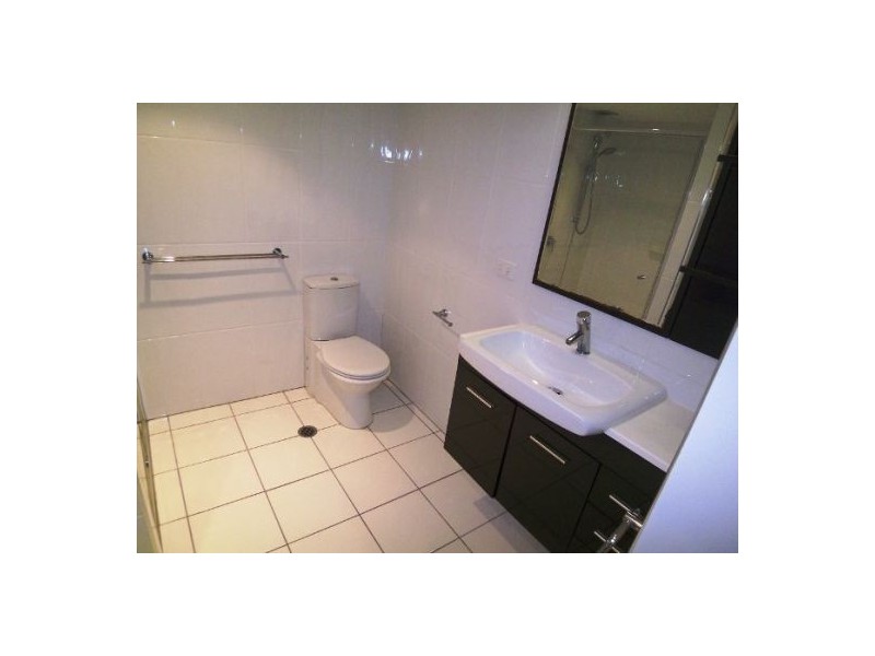 6c/10 Marine Parade, Southport QLD 4215