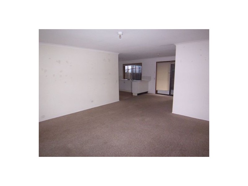 1/33 Telopea Street, Labrador QLD 4215