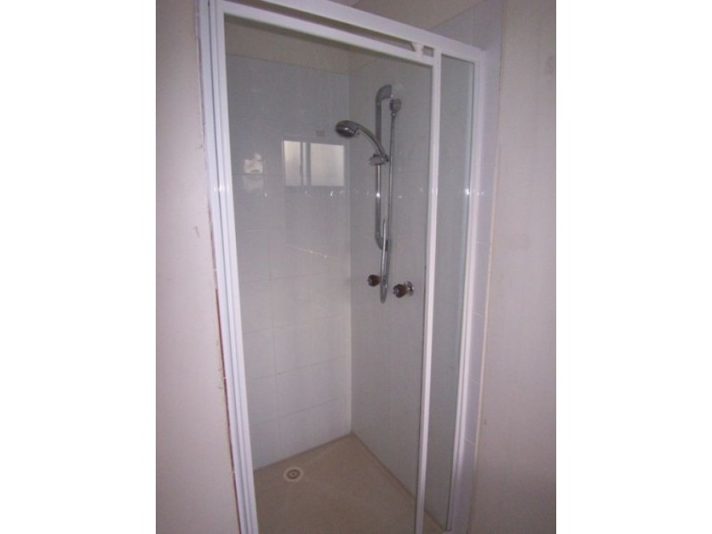 1/33 Telopea Street, Labrador QLD 4215