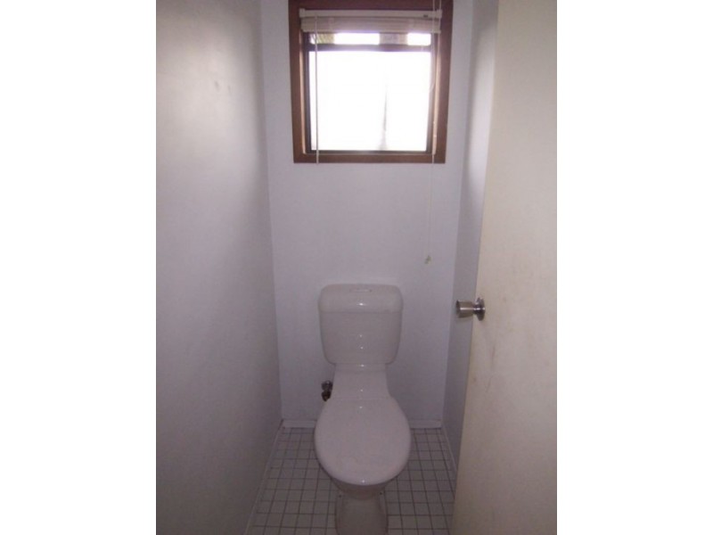 1/33 Telopea Street, Labrador QLD 4215