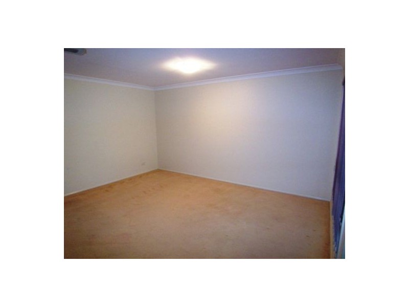 2/10  Jenaya Place, Southport QLD 4215