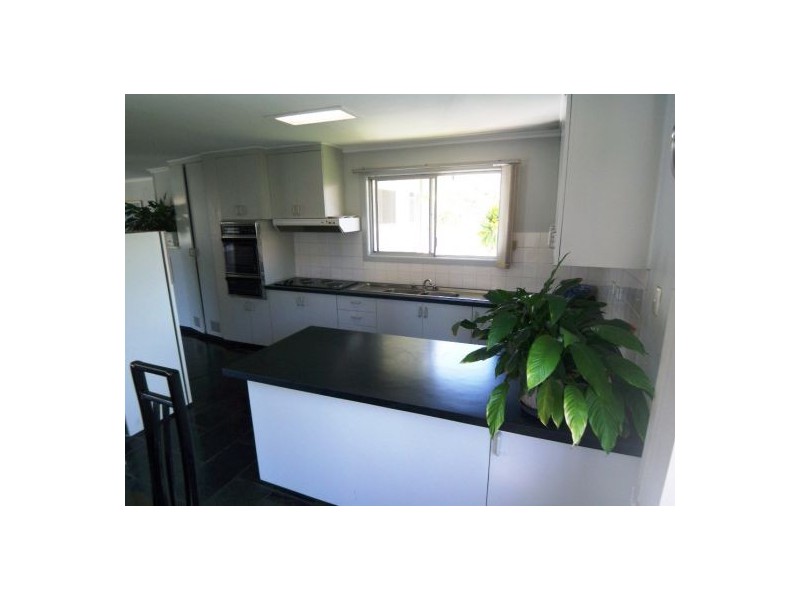 4 Ewan Street, Southport QLD 4215