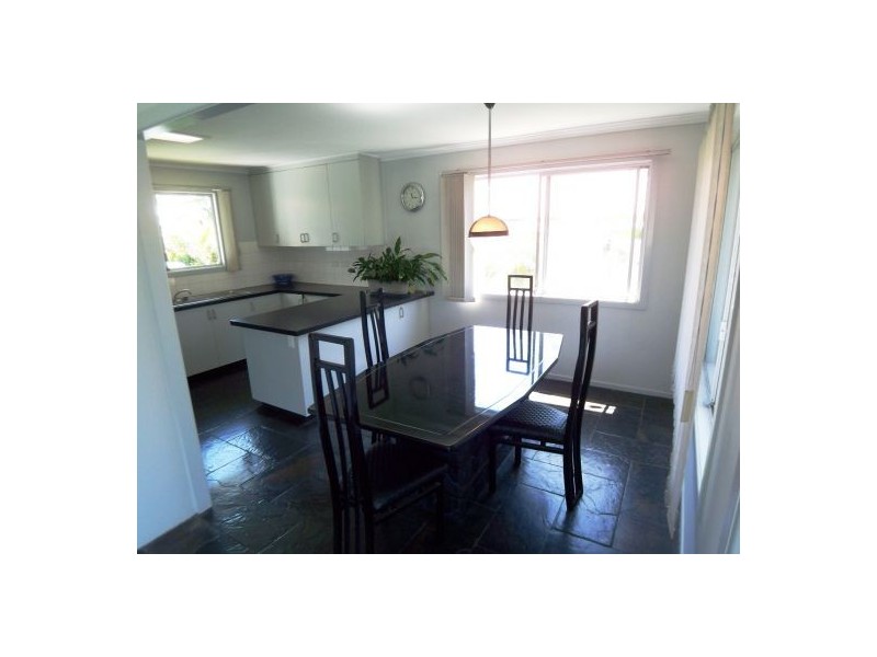 4 Ewan Street, Southport QLD 4215