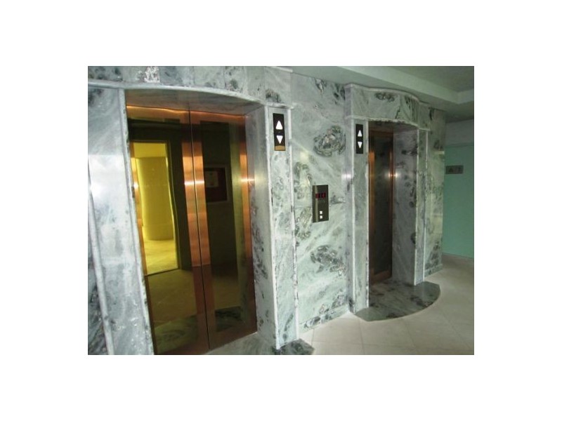 C20-1/75  Brighton Parade, Southport QLD 4215