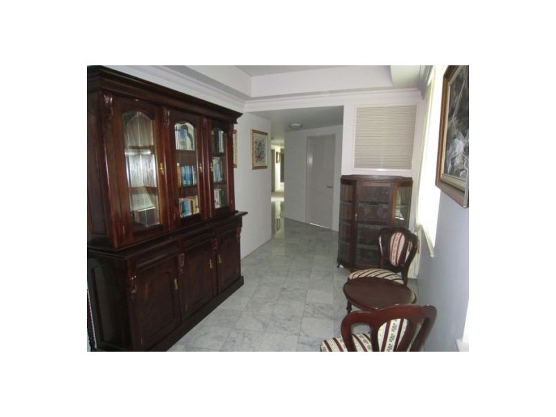 C20-1/75  Brighton Parade, Southport QLD 4215