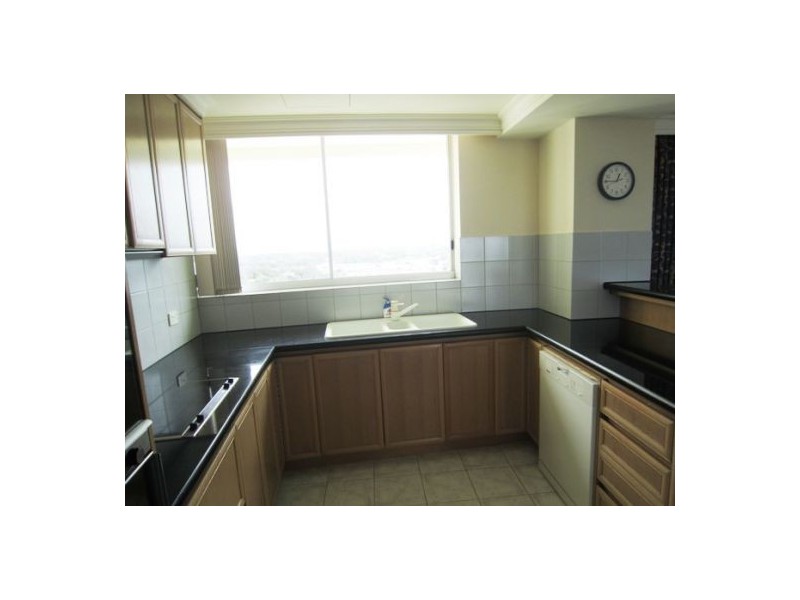 C20-1/75  Brighton Parade, Southport QLD 4215