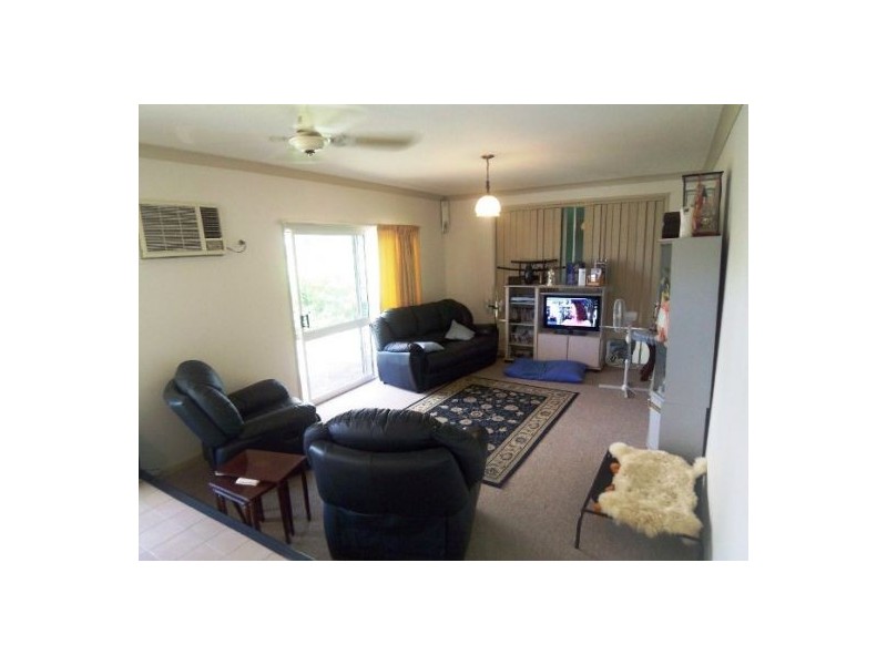 1/3 Webb Street, Labrador QLD 4215