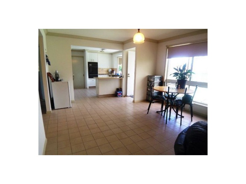 1/3 Webb Street, Labrador QLD 4215