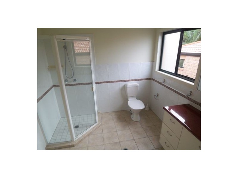 2/33 Meron Street, Southport QLD 4215