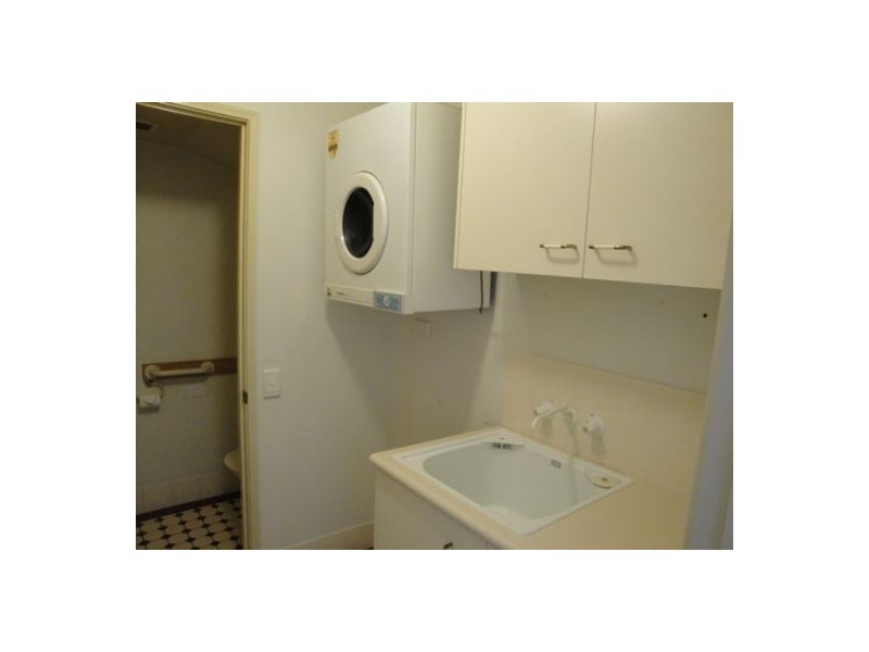 4/23 Lloyd Street, Southport QLD 4215