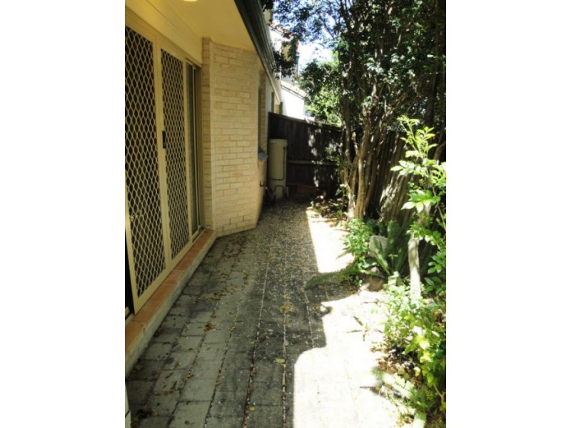 4/23 Lloyd Street, Southport QLD 4215