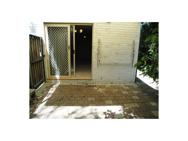 4/23 Lloyd Street, Southport QLD 4215