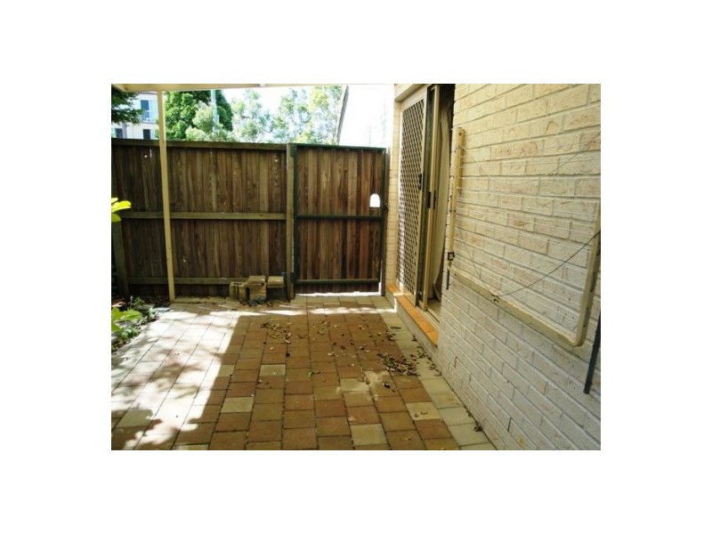 4/23 Lloyd Street, Southport QLD 4215