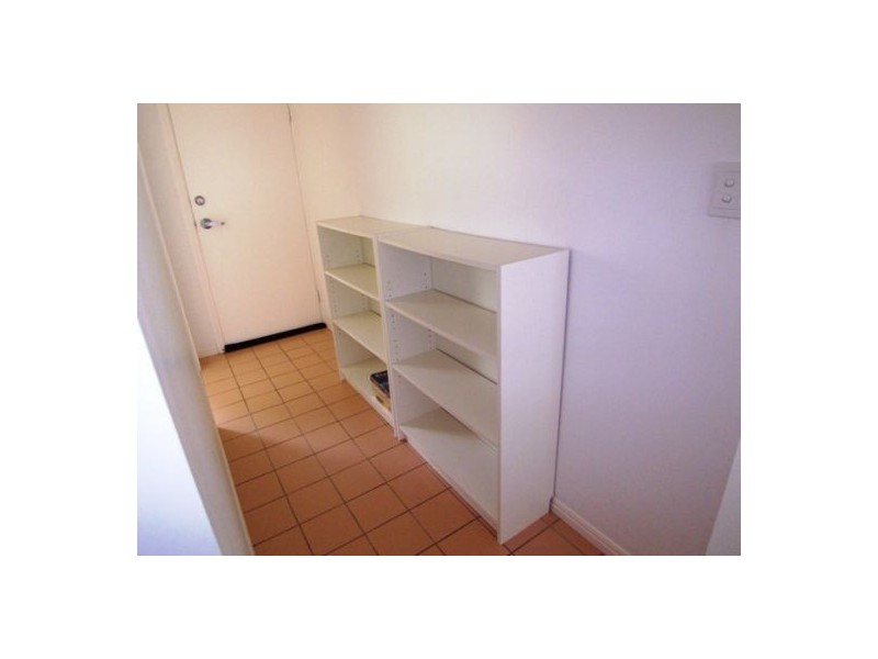 9/57  Worendo Street, Southport QLD 4215