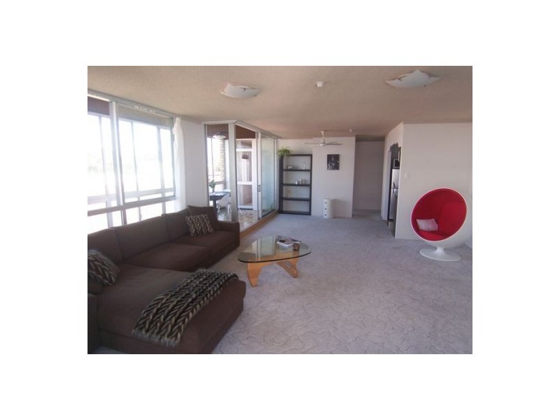 20/18 Queen Street, Southport QLD 4215