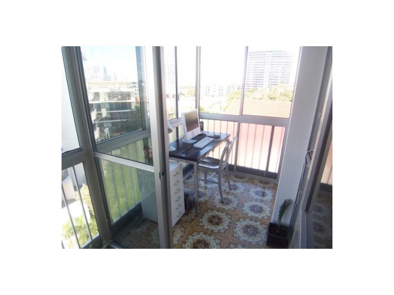 20/18 Queen Street, Southport QLD 4215