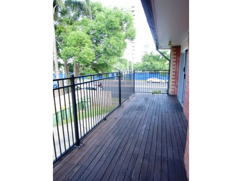 5/5 North Street, Southport QLD 4215