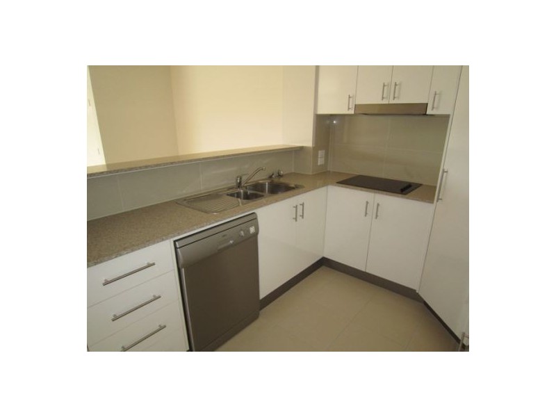 11/99-103 Muir Street, Labrador QLD 4215