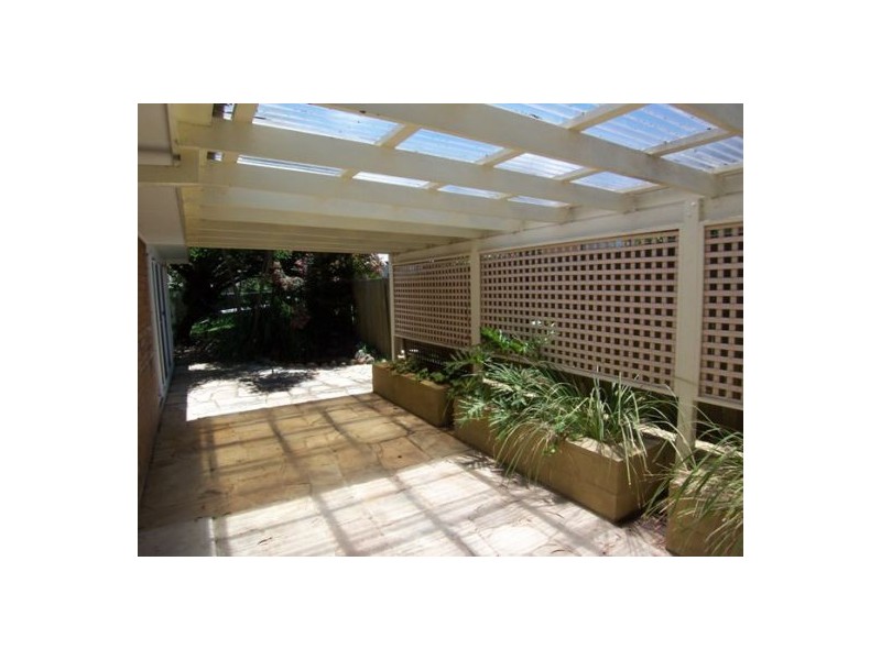 11 Anne Street, Southport QLD 4215