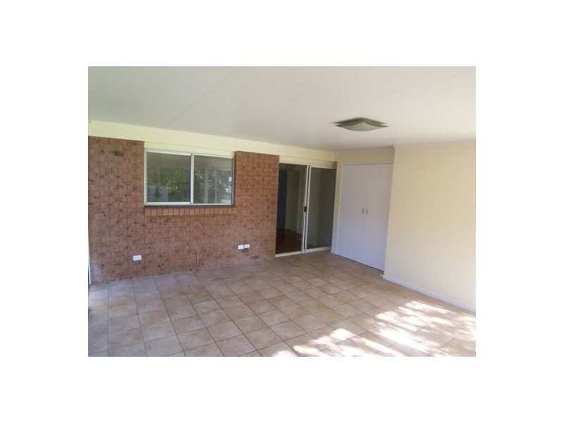 11 Anne Street, Southport QLD 4215