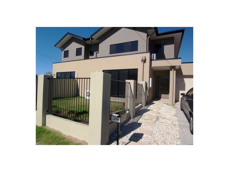 2/34 North Street, Southport QLD 4215