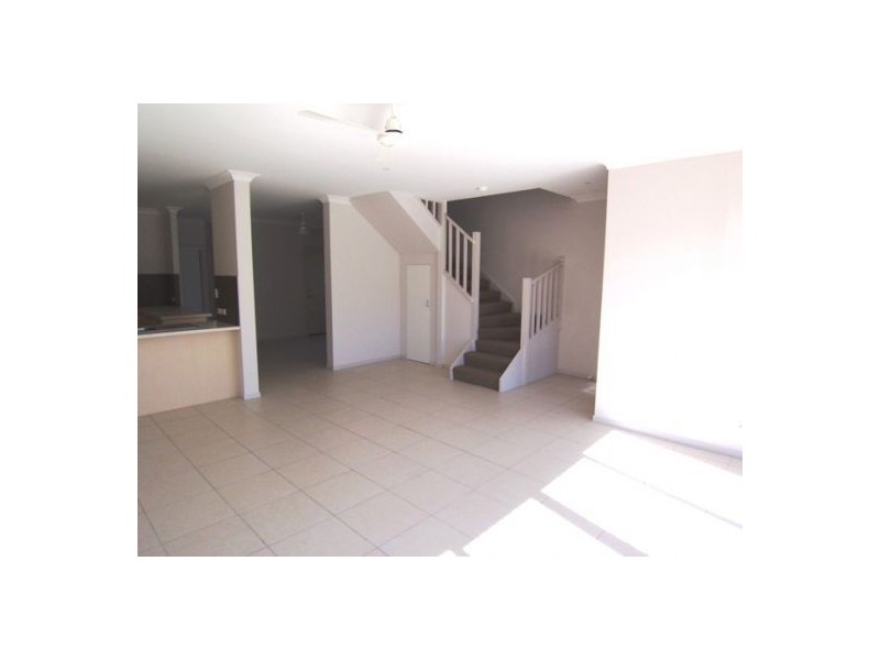 2/34 North Street, Southport QLD 4215