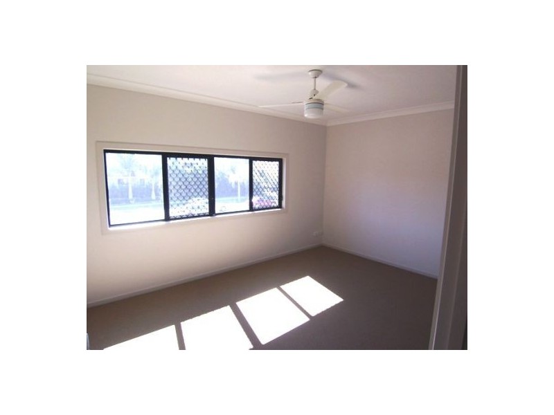 2/34 North Street, Southport QLD 4215