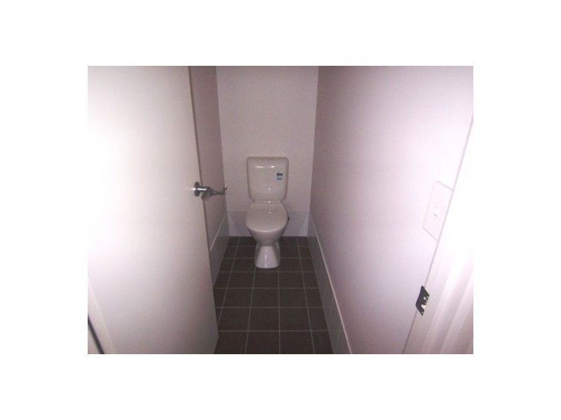 2/34 North Street, Southport QLD 4215