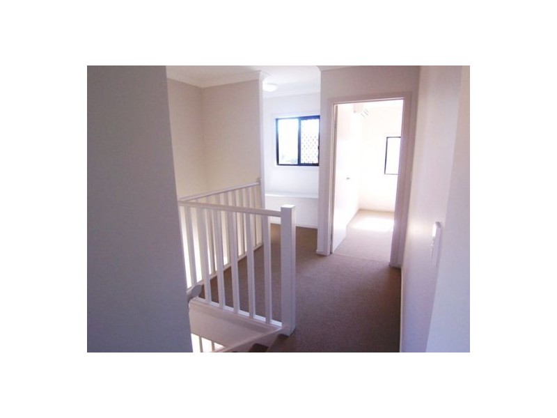 2/34 North Street, Southport QLD 4215