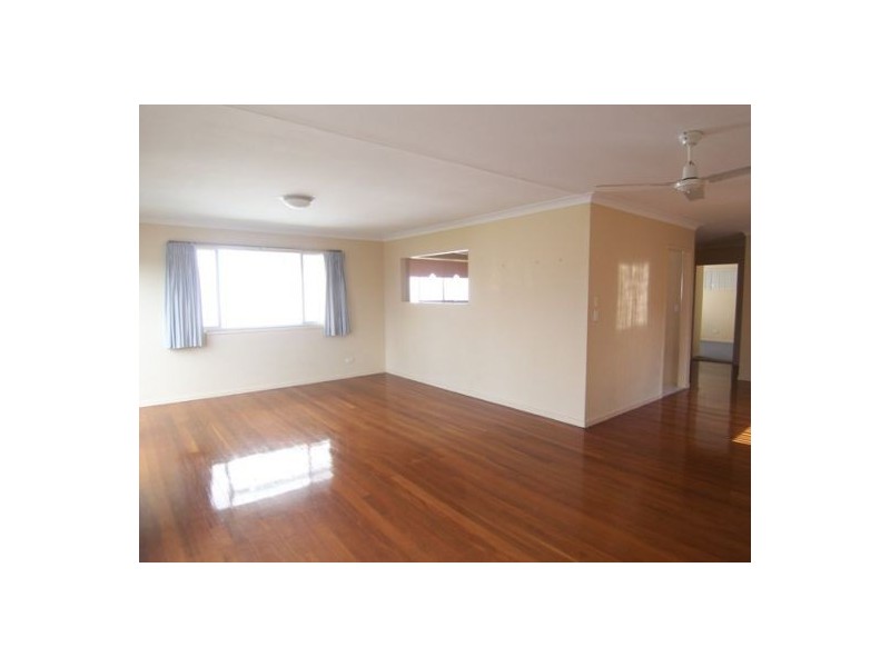 3/6 Imperial Parade, Labrador QLD 4215