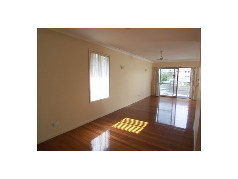 3/6 Imperial Parade, Labrador QLD 4215