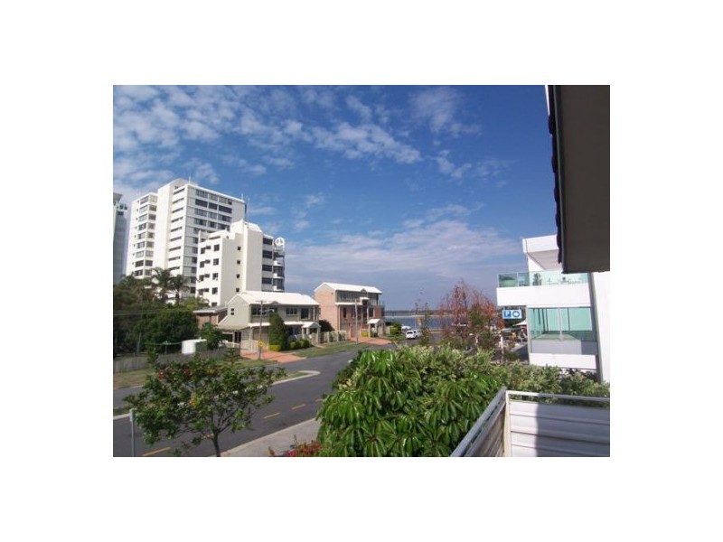 3/6 Imperial Parade, Labrador QLD 4215