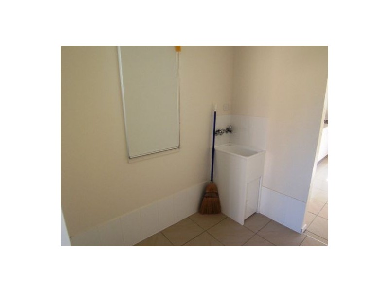 128 Pohlman Street, Southport QLD 4215