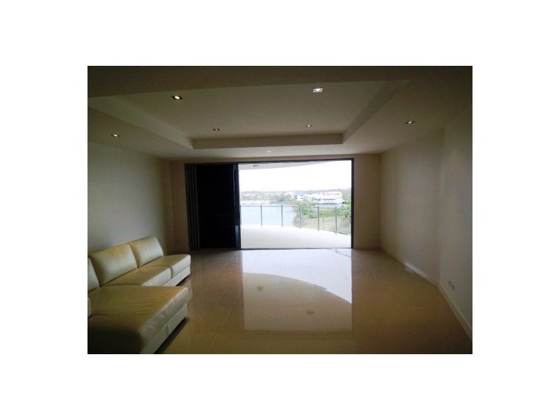 22 Quay Views, Emerald Islands Drive, Carrara QLD 4211