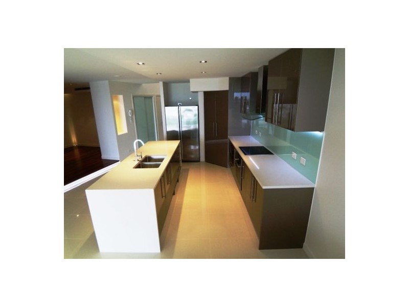 22 Quay Views, Emerald Islands Drive, Carrara QLD 4211