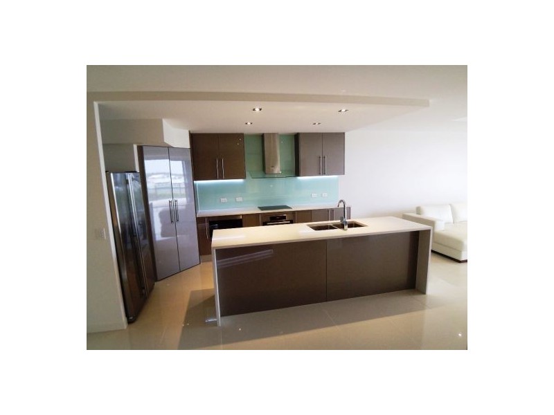 22 Quay Views, Emerald Islands Drive, Carrara QLD 4211