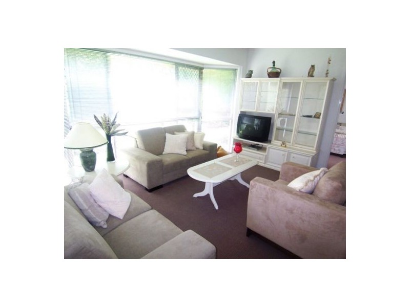 6 Glenmore Drive, Ashmore QLD 4214