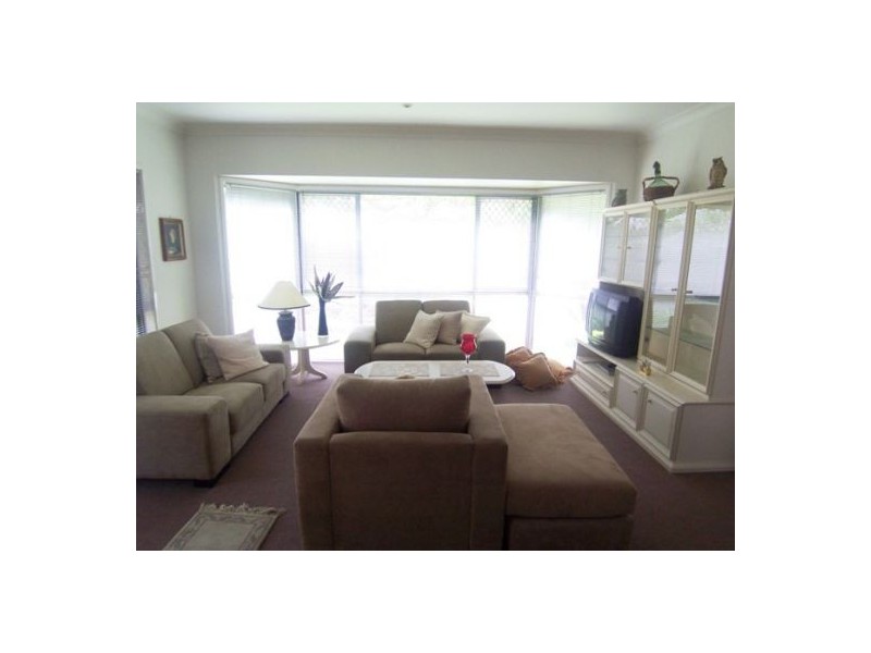 6 Glenmore Drive, Ashmore QLD 4214