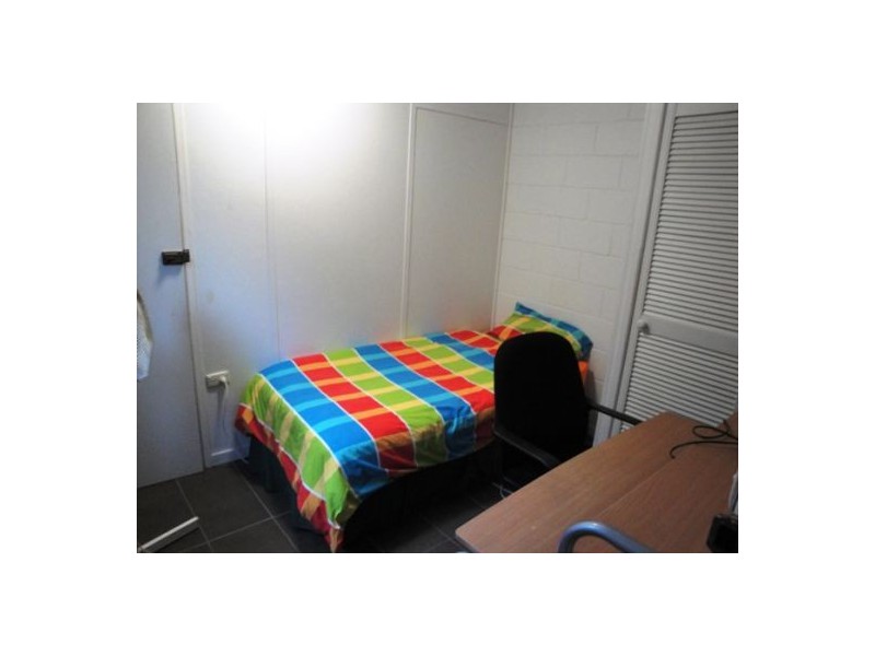 17 Gilmour Lane, Southport QLD 4215