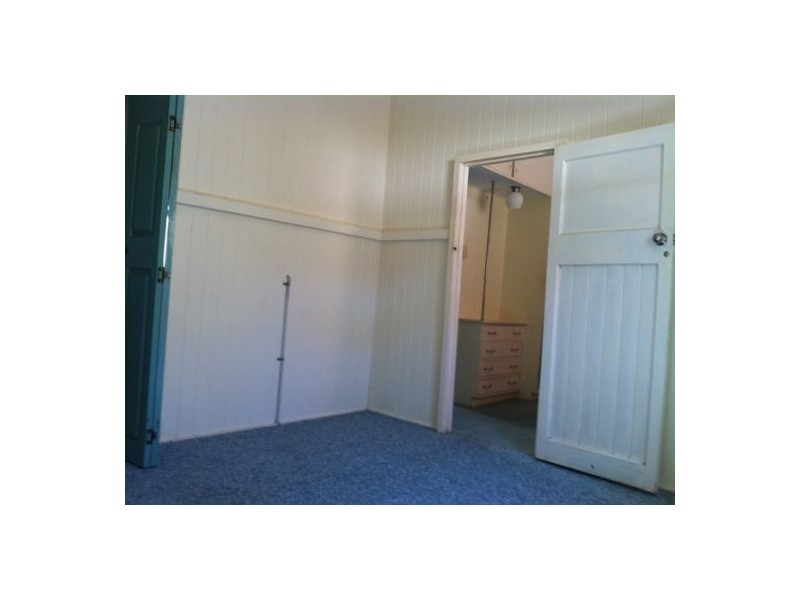 12 Walton Street, Southport QLD 4215